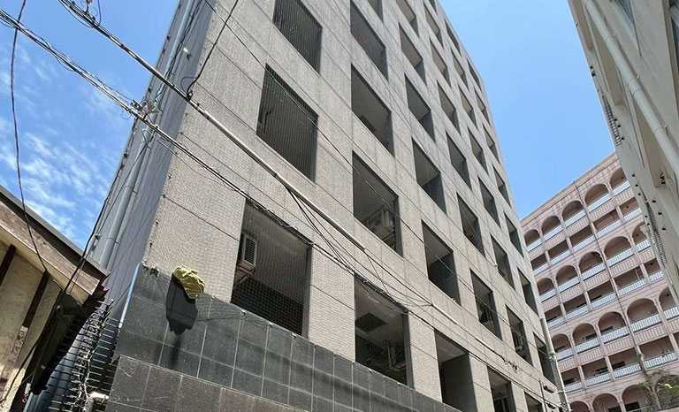 大阪ビジネスパーク徒歩5分の9階建マンション